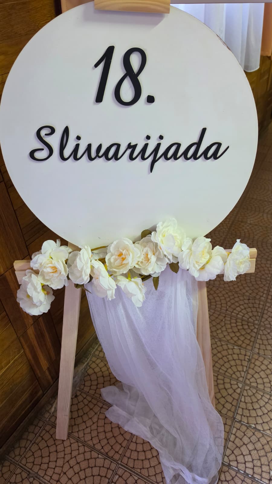 Drvena bačvica, pletena košara i tradicijski ukrasi na 18. Slivarijadi u Dropkovcu