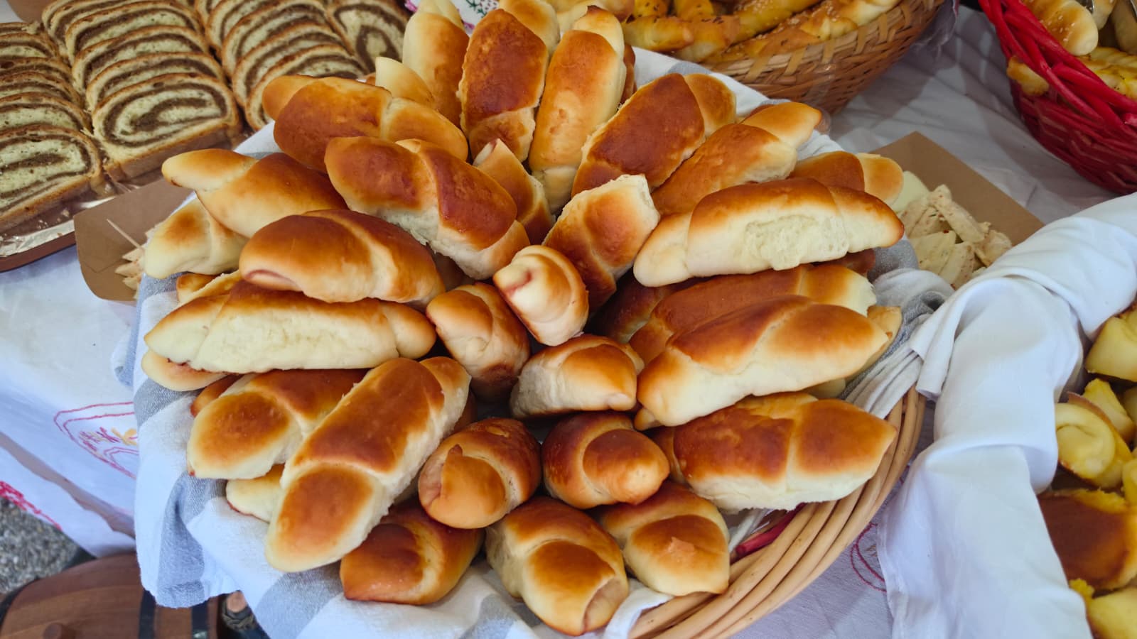 Pladanj punjenih kifli