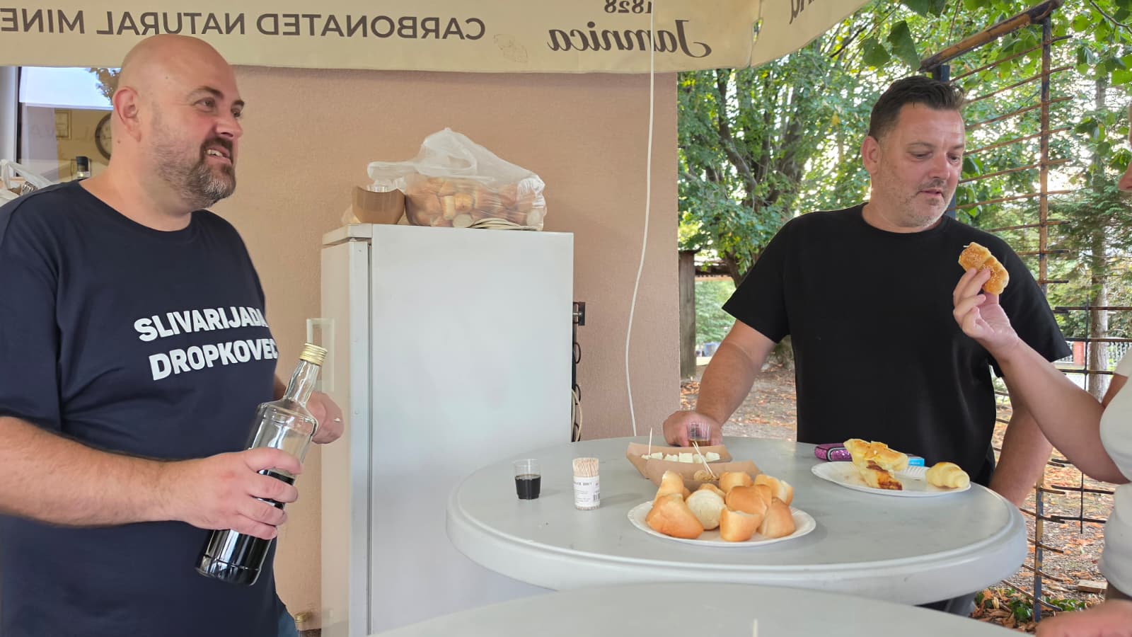 Popodnevno druženje uz domaće delicije