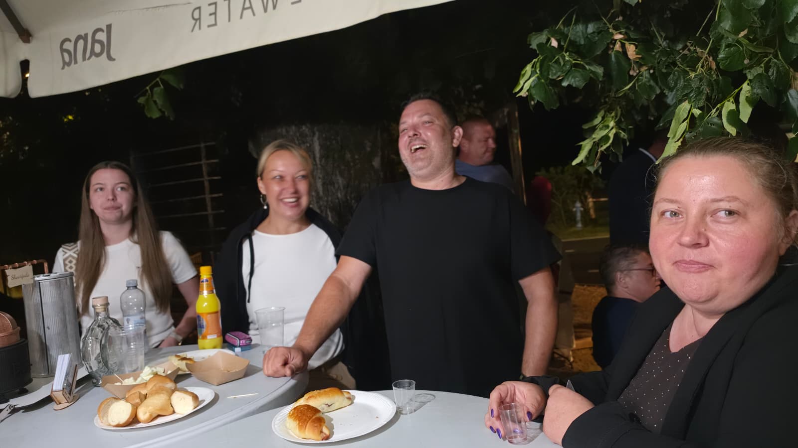 Večernje druženje gostiju
