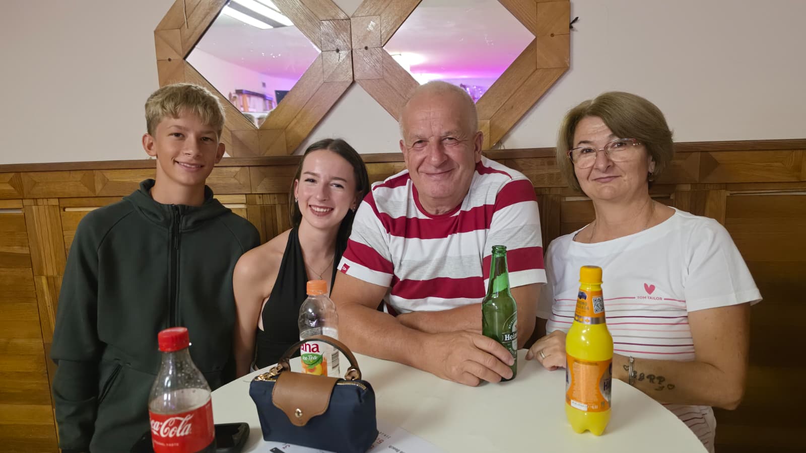 Fešta do kasnih sati
